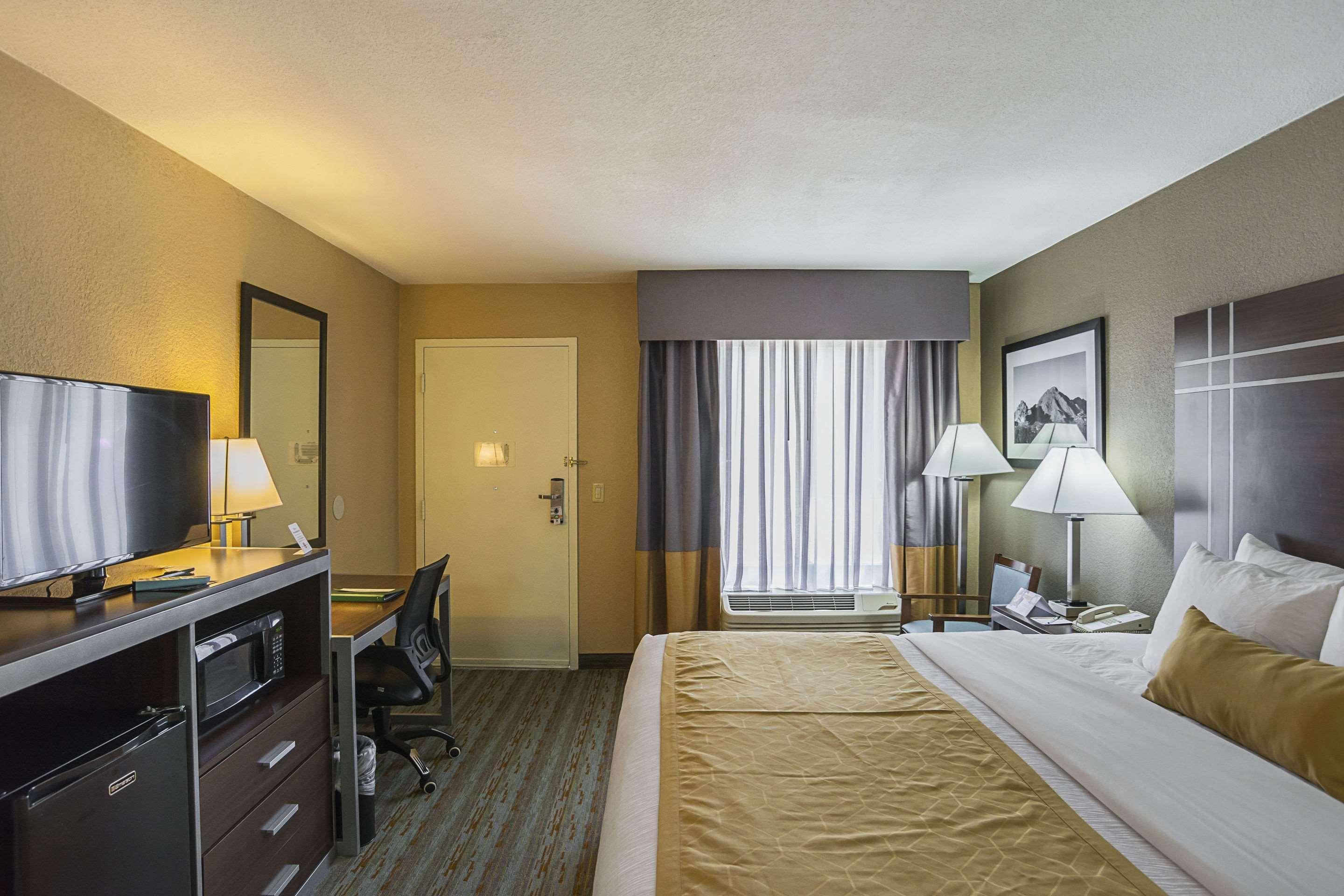 Quality Inn Phoenix North I-17 外观 照片