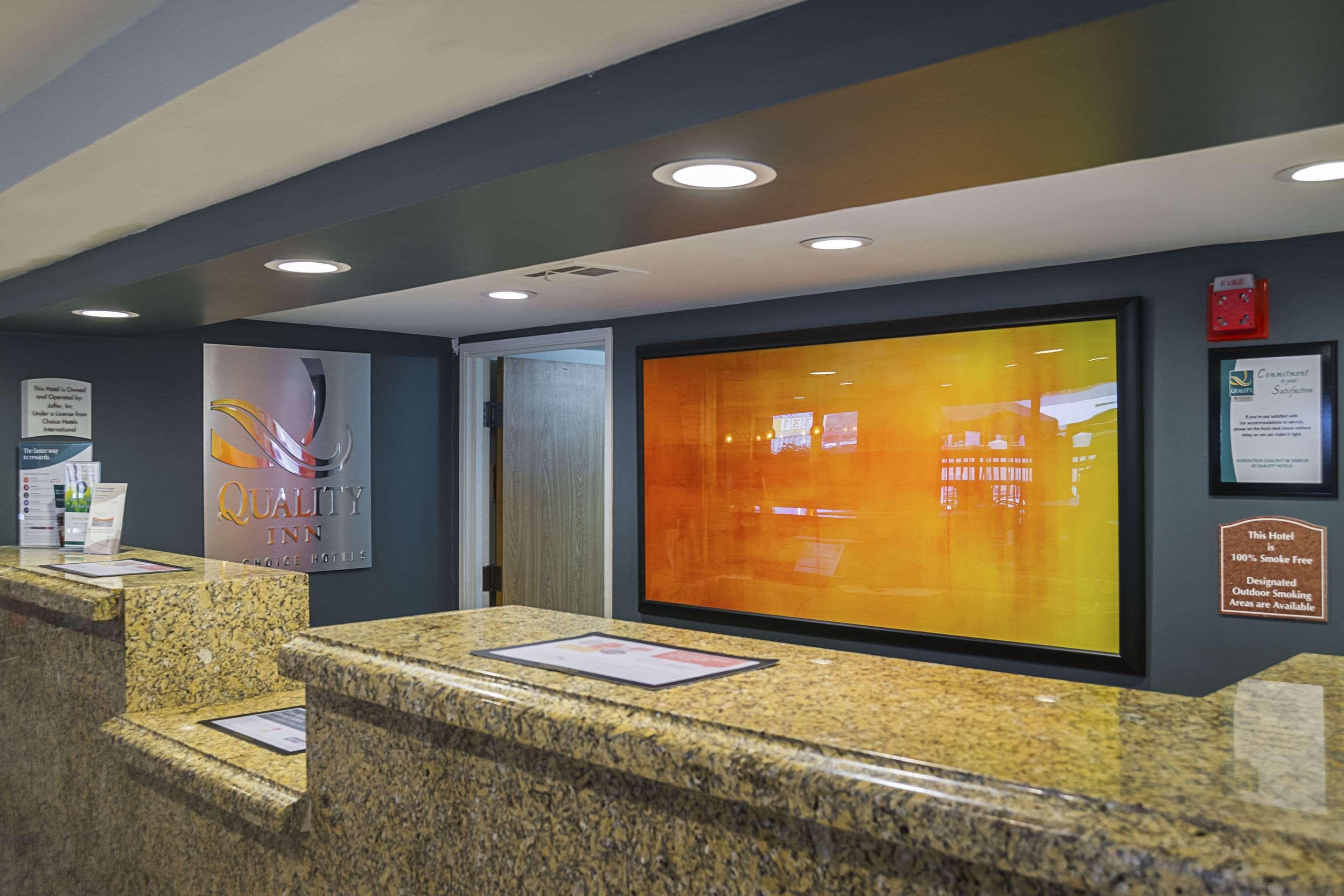 Quality Inn Phoenix North I-17 外观 照片