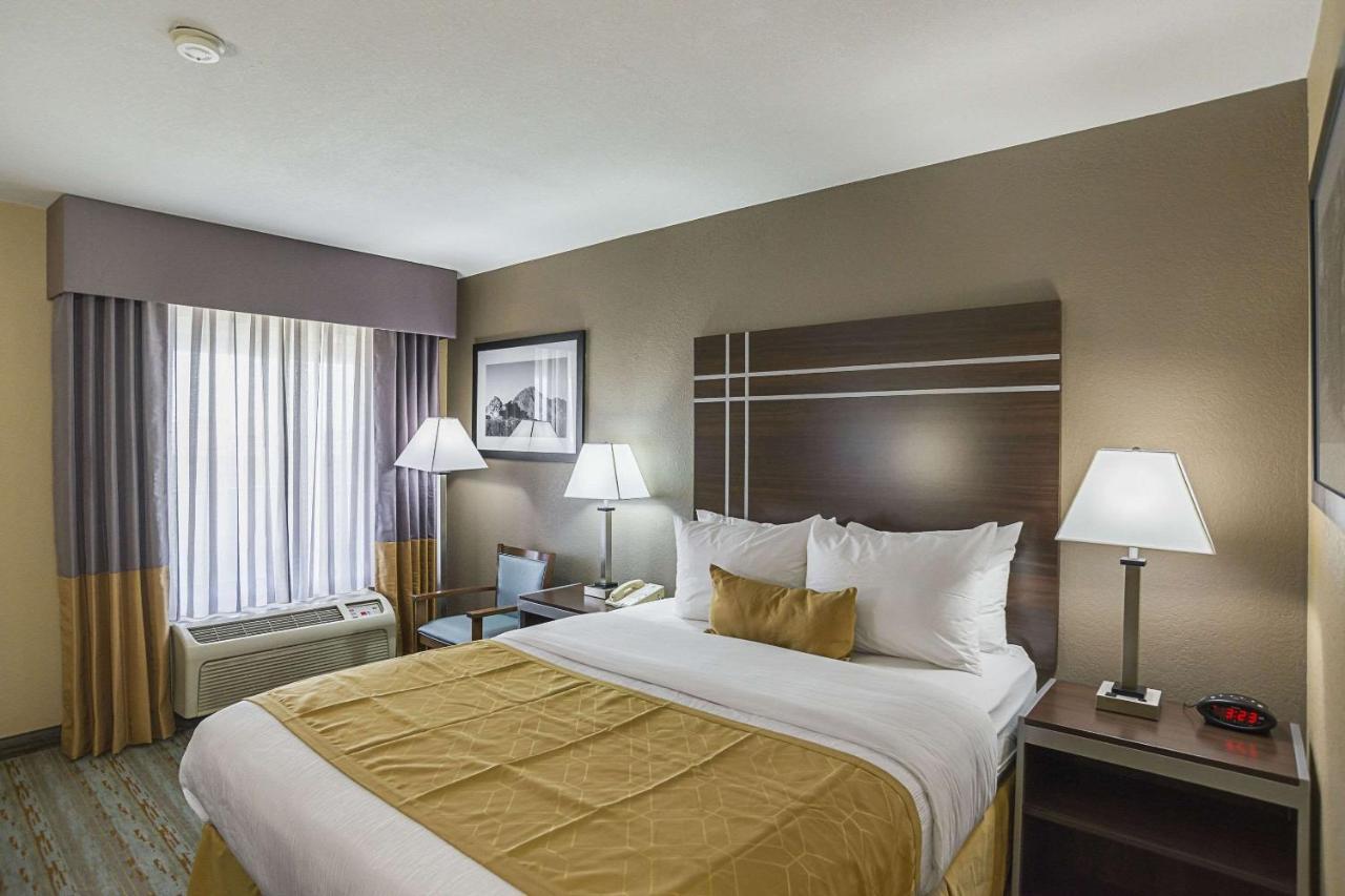 Quality Inn Phoenix North I-17 外观 照片